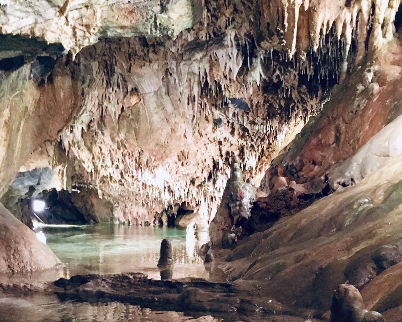 Indian Caverns.