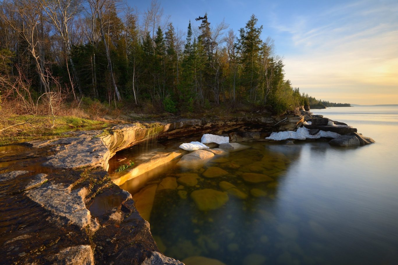 Peaceful rocky shoreline at Pictured Rocks National Lakeshore, Michigan.