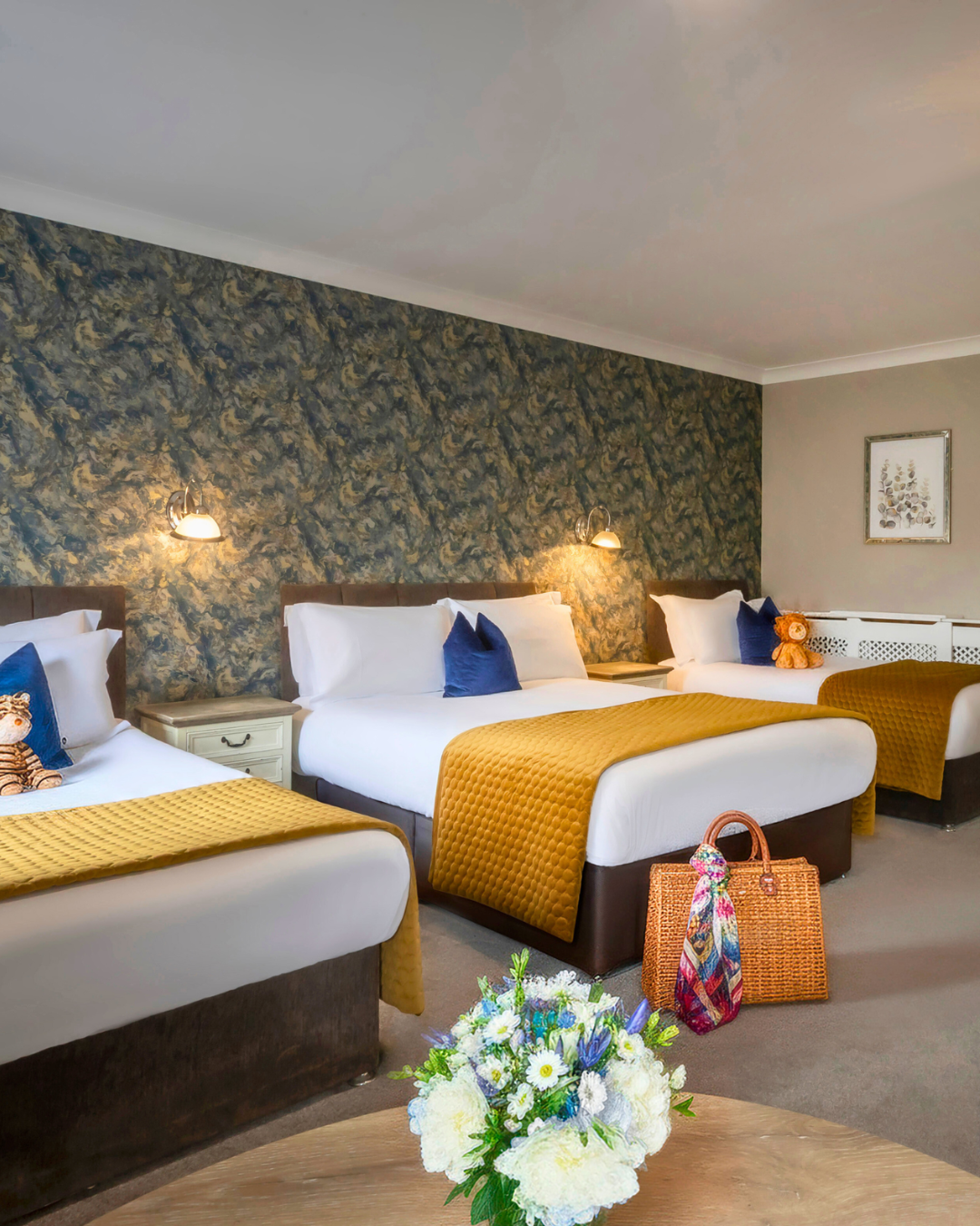 mayfield independent hotel room